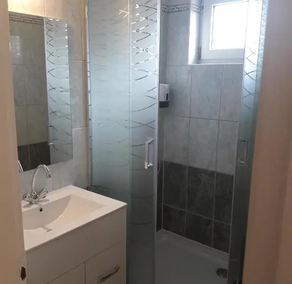 Standardzimmer, Csillag Panzió