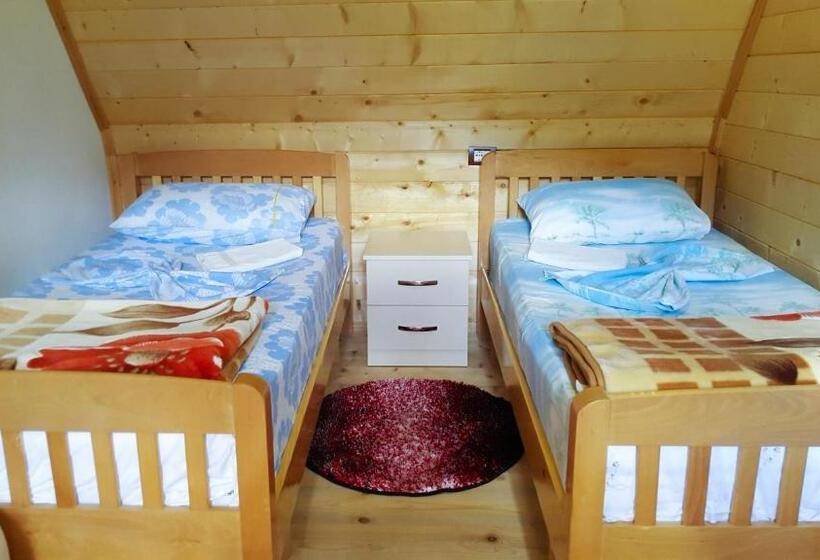 스탠다드 트리플 룸, Guesthouse Gjin Thana