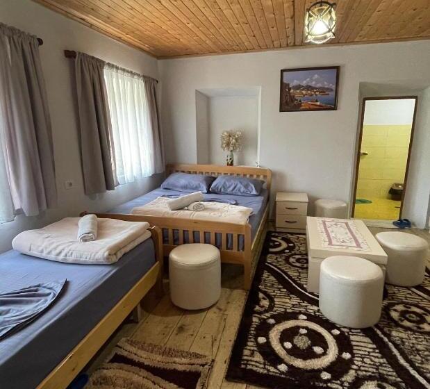 4인용 스탠다드 룸, Guesthouse Gjin Thana