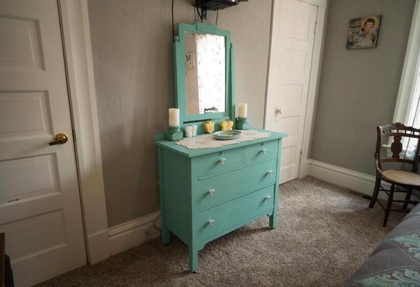 Номер Deluxe, Poppy Sister Inn