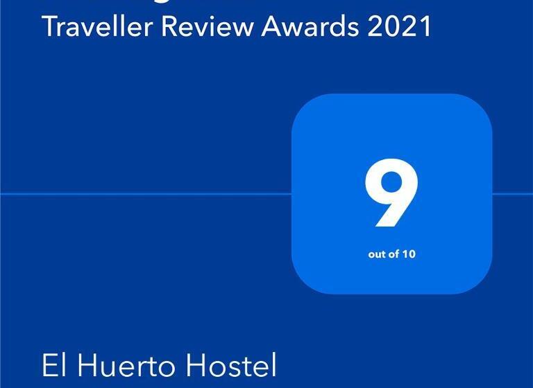 غرفة قياسية ثلاثية, El Huerto Hostel