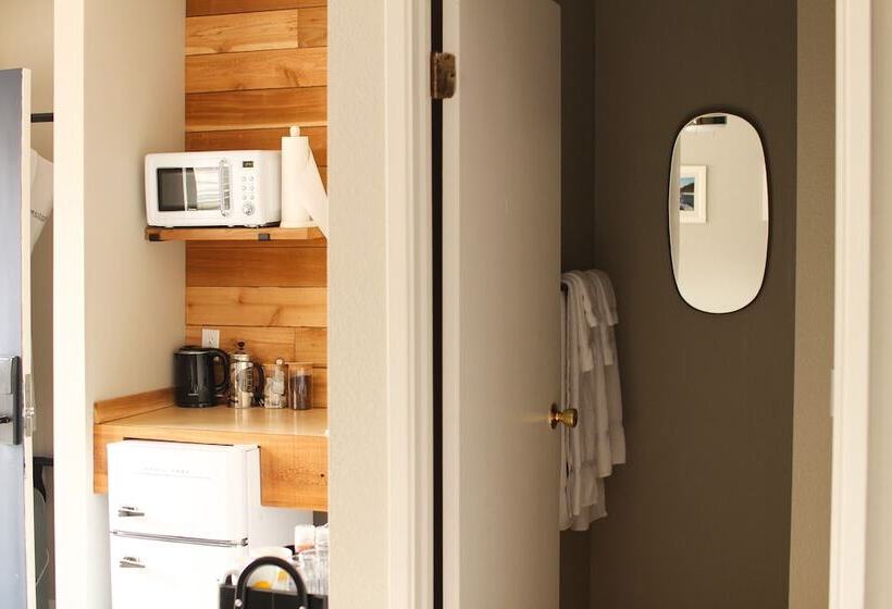 标准工作室, Boardwalk Cottages