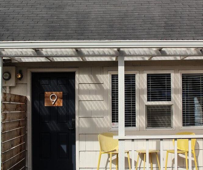 标准工作室, Boardwalk Cottages