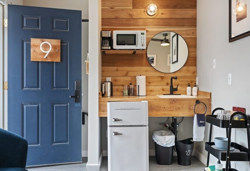 标准工作室, Boardwalk Cottages