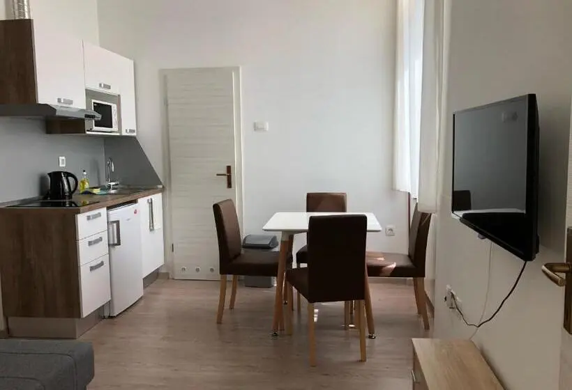 آپارتمان 1 خوابه, Apartments & Rooms Nardin
