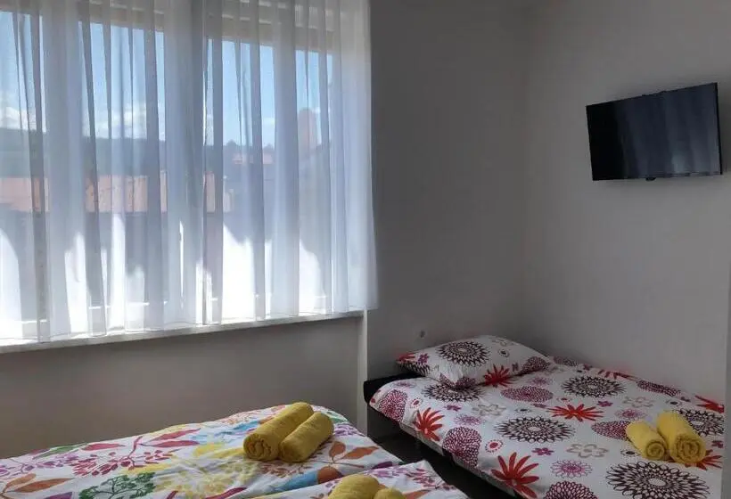 اتاق استاندارد, Apartments & Rooms Nardin