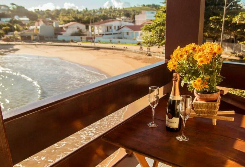 سوییت با چشم‌انداز دریا, Pousada Recanto Da Pedra