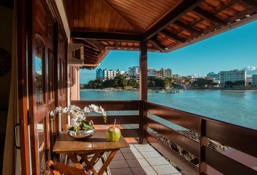 سوییت با چشم‌انداز دریا, Pousada Recanto Da Pedra