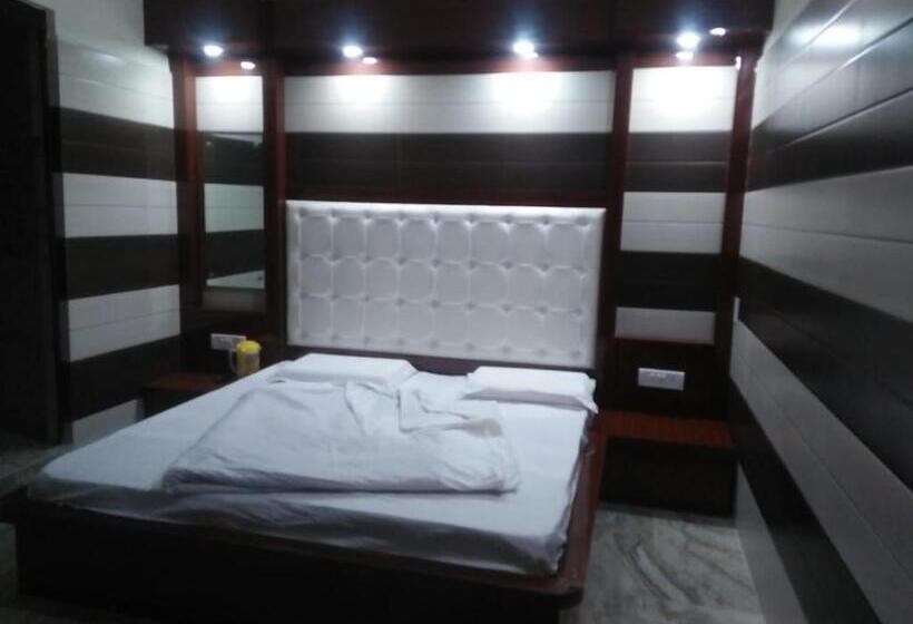 Pokój Deluxe, Vidya Guest House