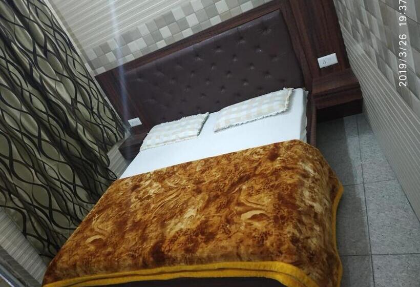 Pokój Deluxe, Vidya Guest House