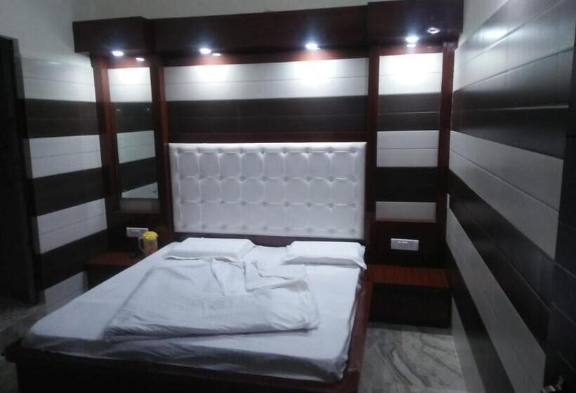 Pokój Deluxe, Vidya Guest House