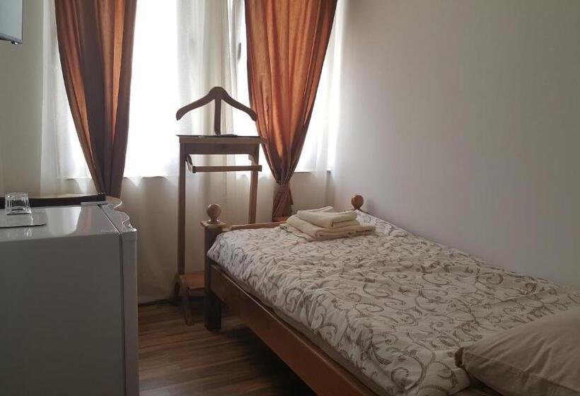 Habitación Estàndard Individual, Villa Srma