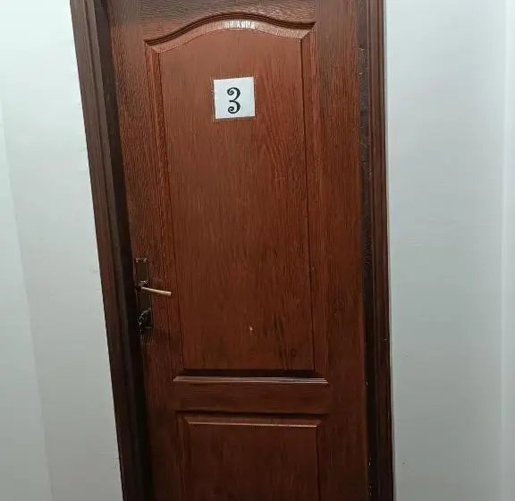 اتاق استاندارد با سرویس بهداشتی مشترک, Guesthouse Bit Accommodation