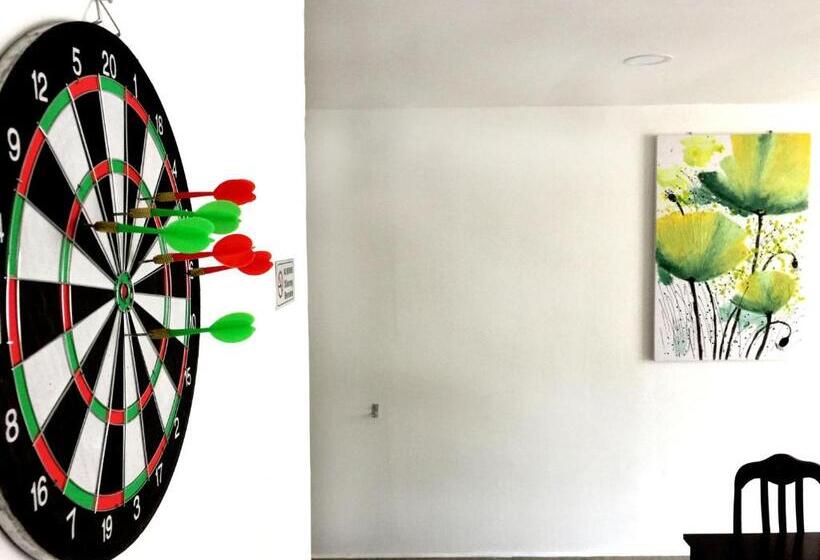 דירת חדר, Hard Rock Vip Guest House