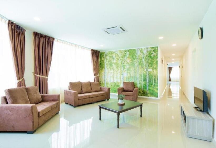 סוויטה משפחתית, Hard Rock Vip Guest House