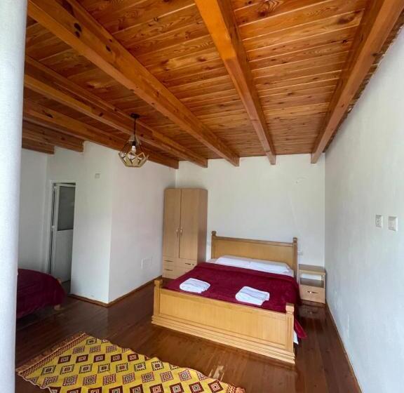 Номер Deluxe, Thethi Paradise Hotel & Restaurant