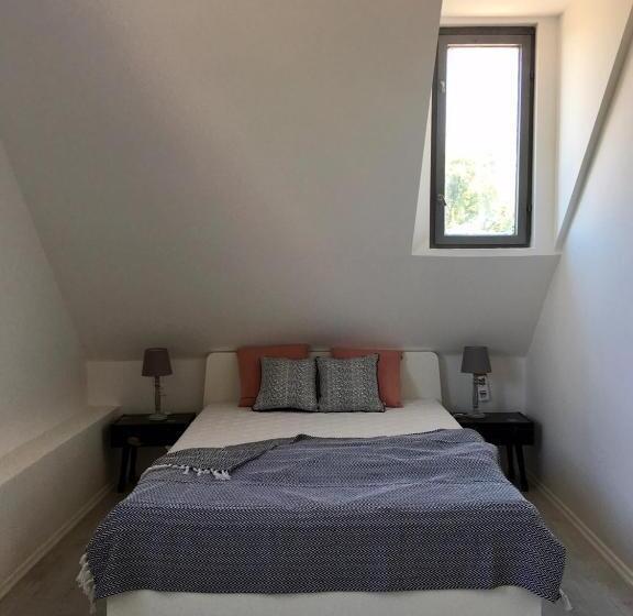 Номер Стандарт Вид на Горы, Fügekert   Bed&wine
