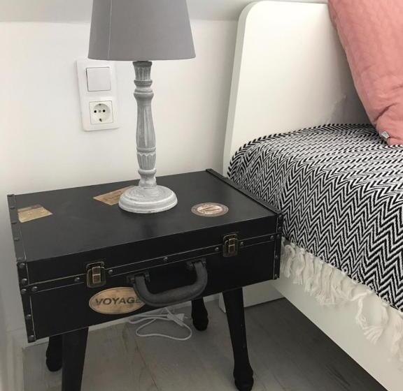 Номер Стандарт Вид на Горы, Fügekert   Bed&wine