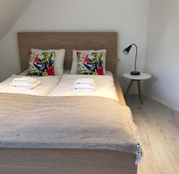Номер Стандарт, Fügekert   Bed&wine