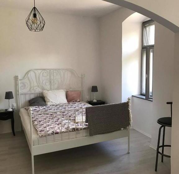 Семейный Номер Deluxe, Fügekert   Bed&wine