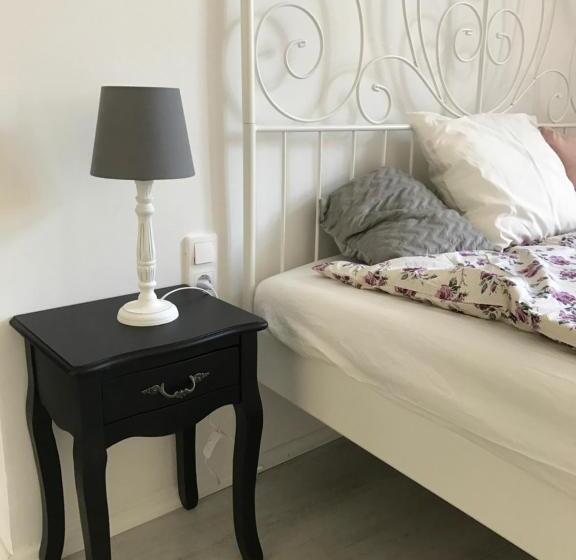 Семейный Номер Deluxe, Fügekert   Bed&wine