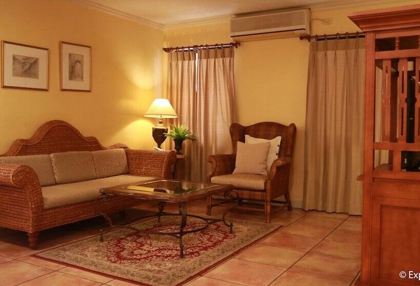2-Bedroom Classic Apartment, Sophia Suites Residence