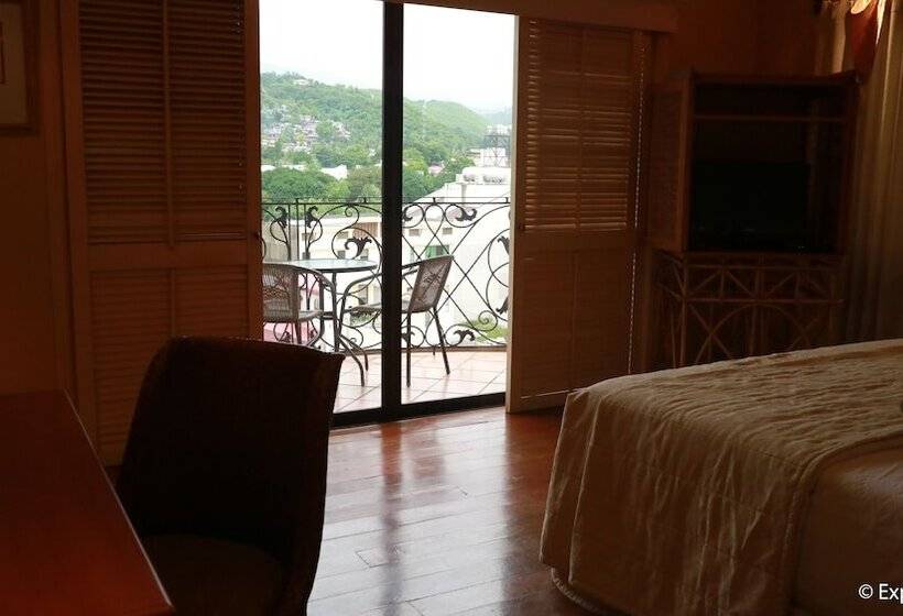 2-Bedroom Classic Apartment, Sophia Suites Residence