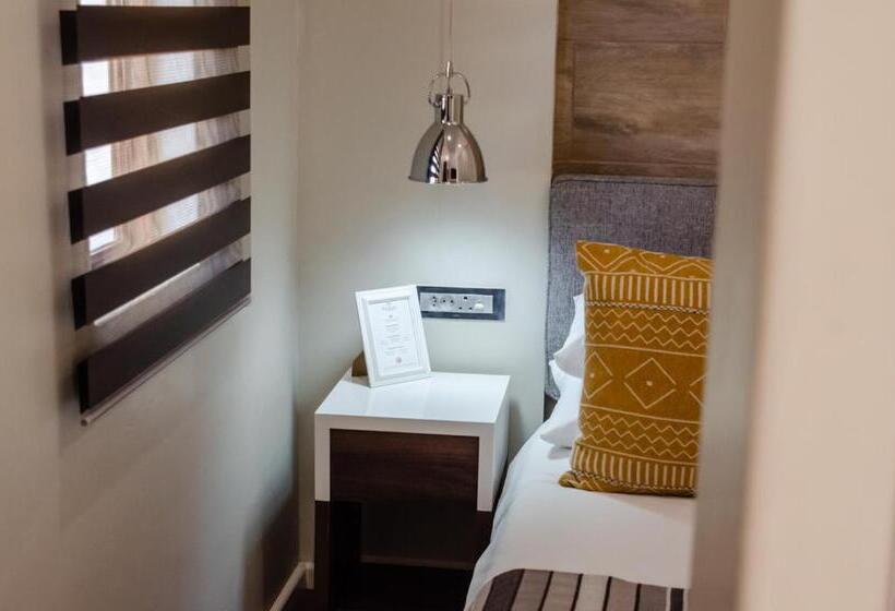 חדר סטנדרט, The Royal Guest House