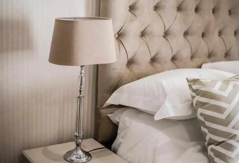 デラックスルーム, The Royal Guest House