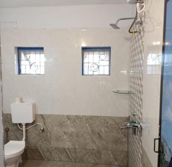 غرفة عائلية, Bens Inn