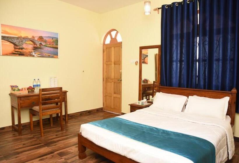 غرفة قياسية مزوَّدة بشُرفة, Bens Inn