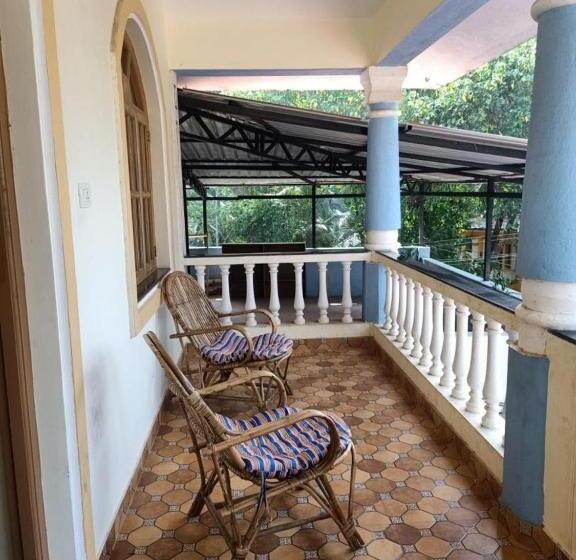 غرفة قياسية مزوَّدة بشُرفة, Bens Inn