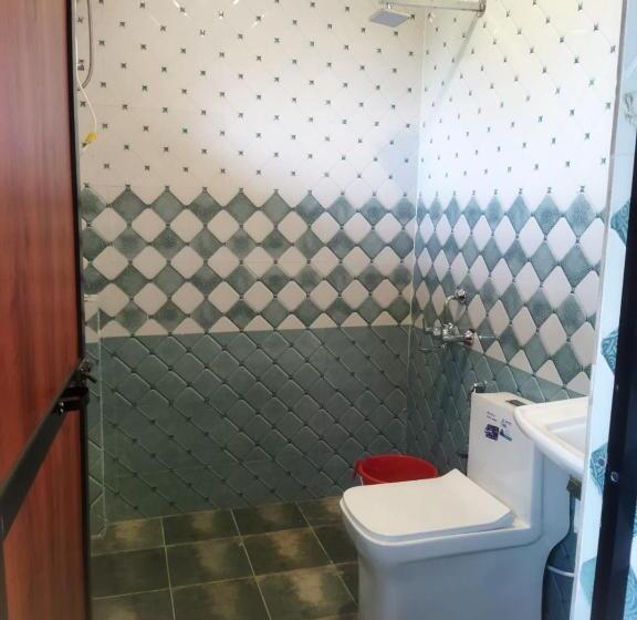 غرفة ديلوكس مطلّة علي البحر مزوَّدة بشُرفة, Bens Inn