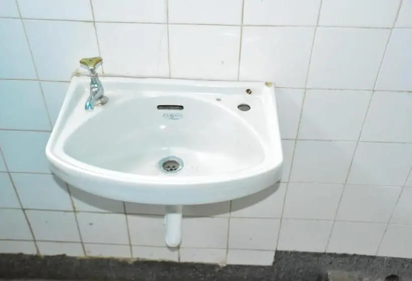 اتاق عادی, Mona Lisa Guest House Kisumu