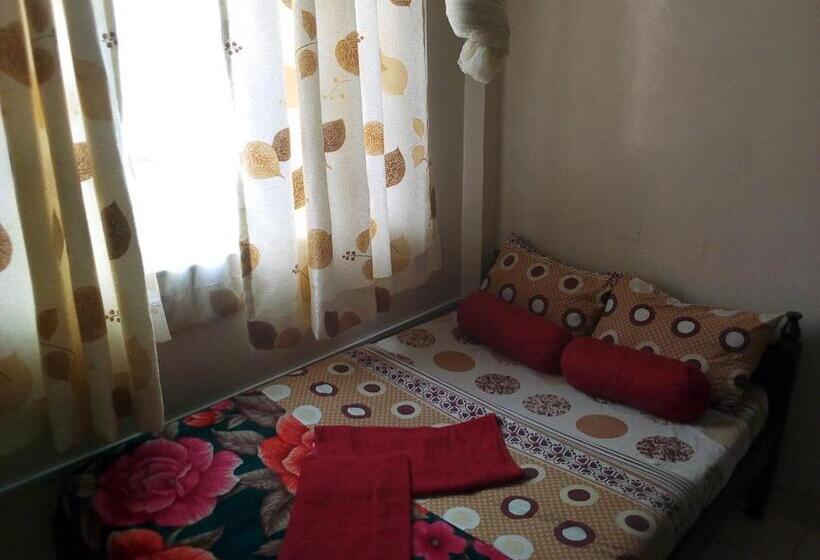 اتاق لوکس, Mona Lisa Guest House Kisumu