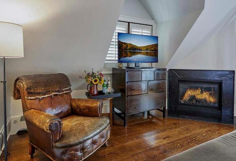 キングサイズベッドのスタンダードルーム, Bedford Post Inn