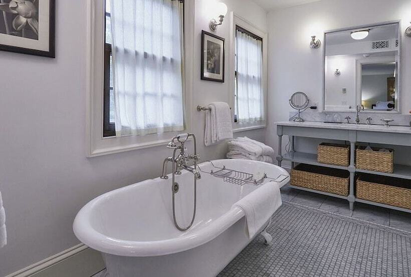 キングサイズベッドのスタンダードルーム, Bedford Post Inn