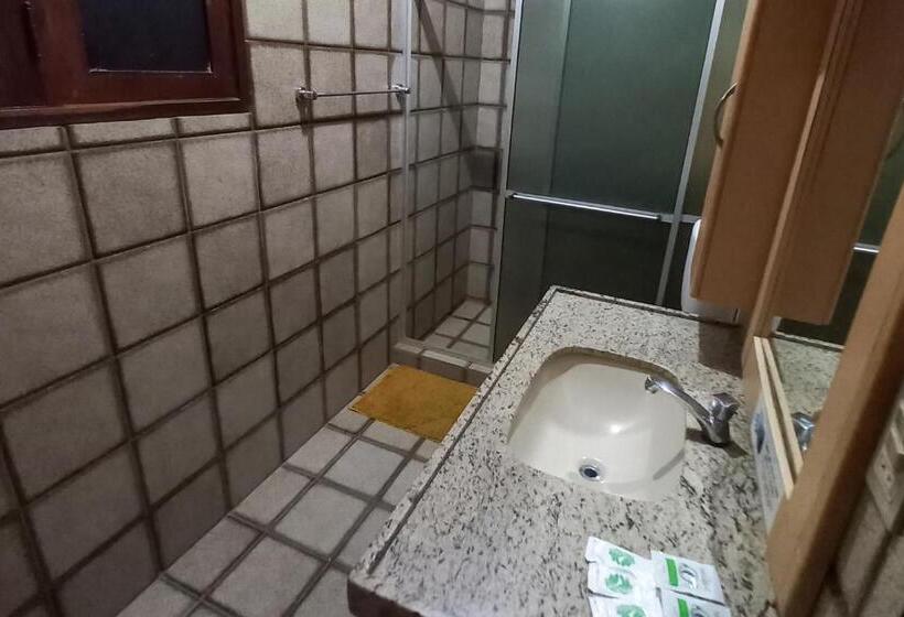غرفة إقتصادية ثلاثية, Pousada Casa Grande