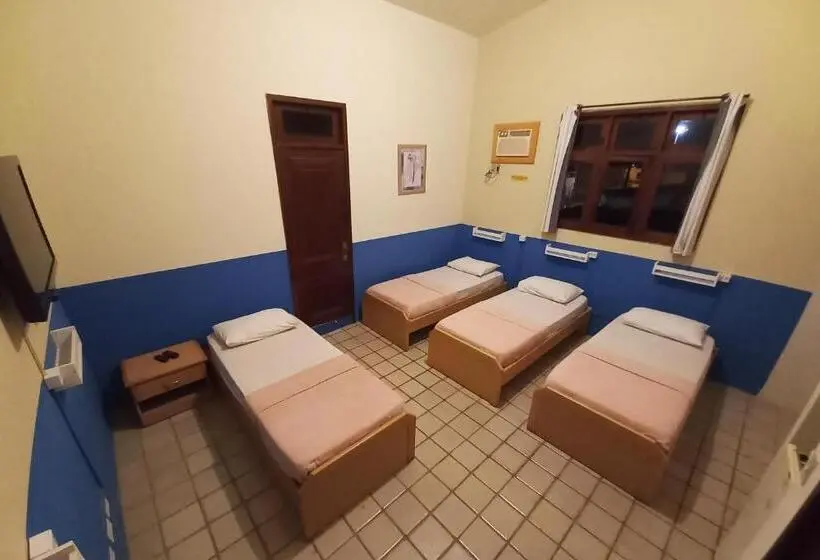 エコノミー４人部屋, Pousada Casa Grande