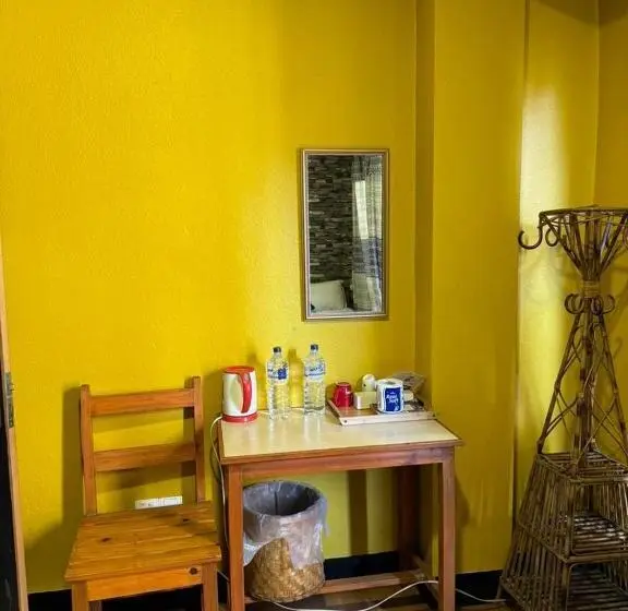 اتاق استاندارد یک نفره, Looniva Guest House