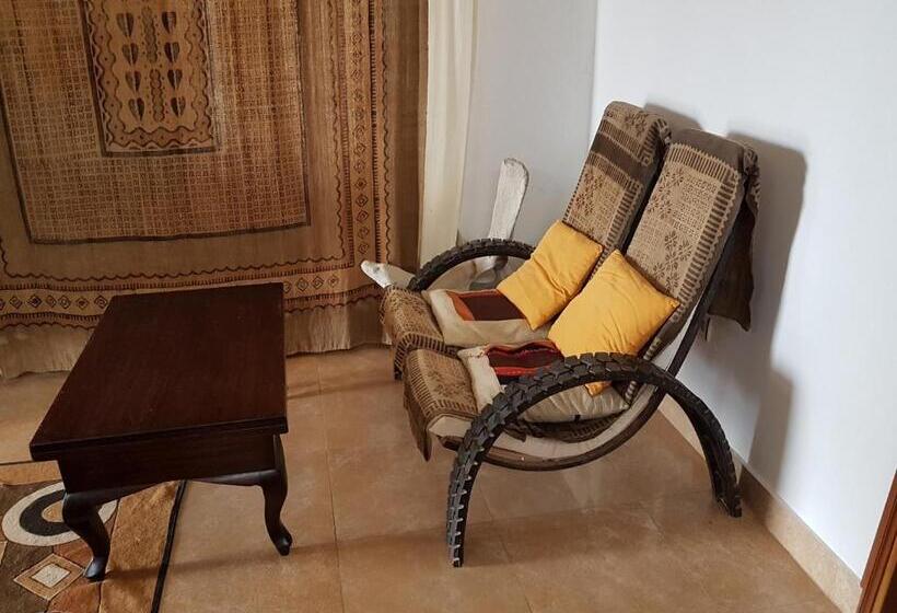 اتاق استاندارد با تراس, Ramaya Auberge Espagnole