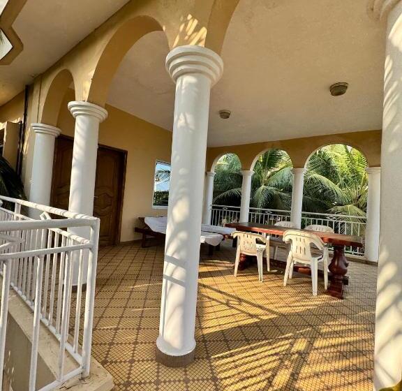 اتاق استاندارد با تراس, Ramaya Auberge Espagnole