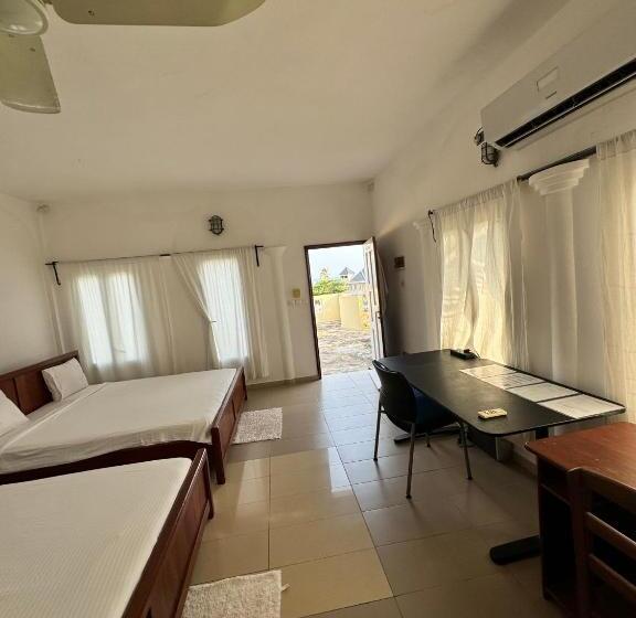 اتاق استاندارد چهار تخته با چشمانداز دریا, Ramaya Auberge Espagnole