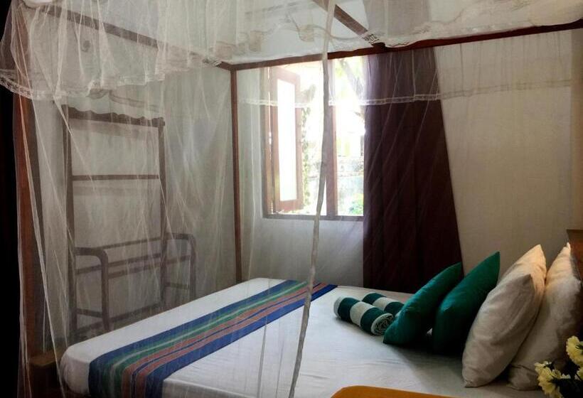 Номер Стандарт, Double G Motel