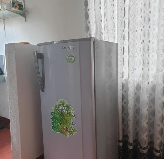 패밀리 스위트, Double G Motel