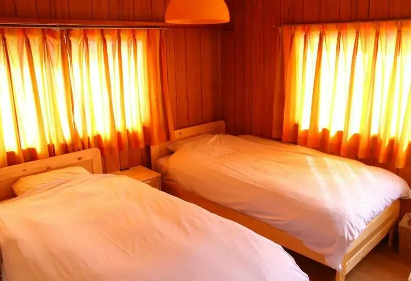 Standard Kolmen Hengen Huone Jaettu kylpyhuone, Guest House Shimayado Aisunao
