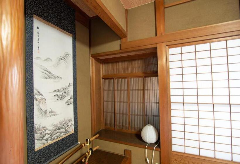 Şehir Manzaralı Standart Oda, Hostel Ayame