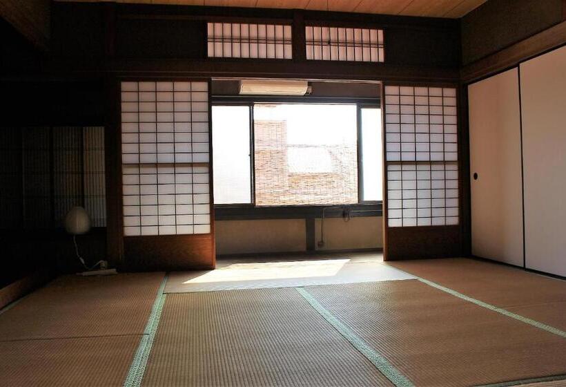 Şehir Manzaralı Standart Oda, Hostel Ayame