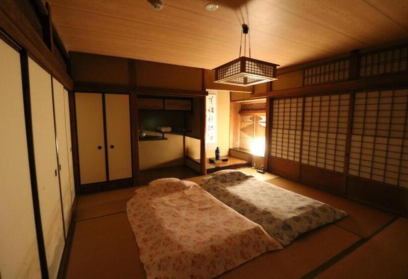 Zemin Kat Standart Oda, Hostel Ayame