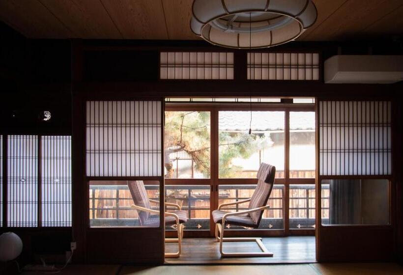 Bahçe Manzaralı Standart Oda, Hostel Ayame